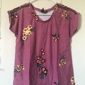 Flowered t shirt